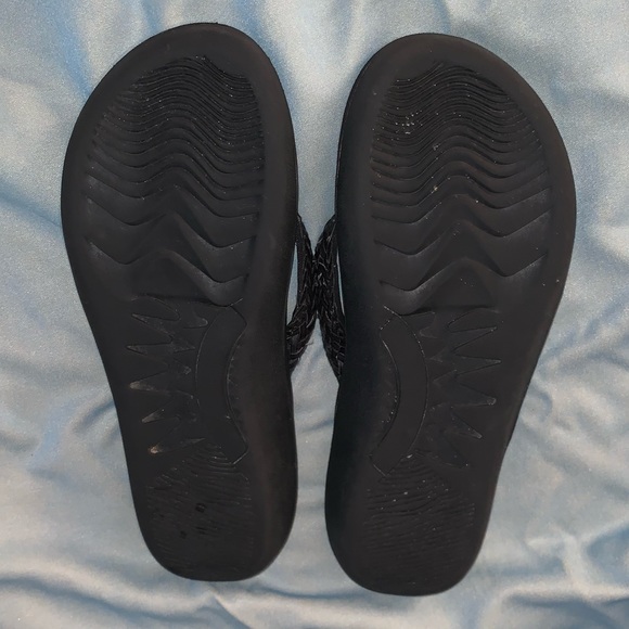VOLATILE BLACK Braided flip flop sandals womens size 6 - Picture 3 of 10